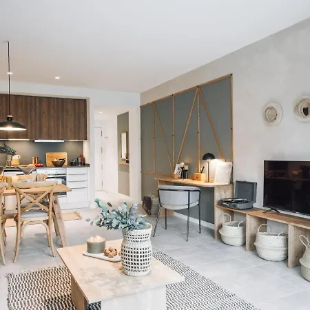 Sare - 3 Bedrooms In Eixample Esquerra * Barcelona